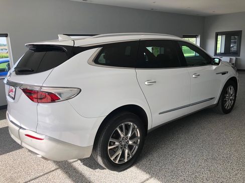 Used 2023 Buick Enclave Essence w/ Experience Buick Package AWD/4WD image 4