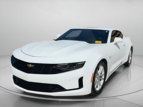Used 2020 Chevrolet Camaro LS image 10