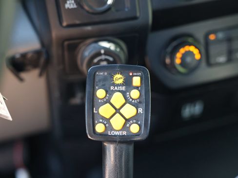 Certified 2019 Ford F150 XL w/ Equipment Group 101A Mid AWD/4WD image 16