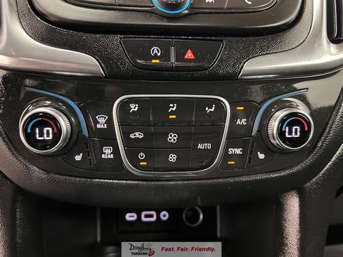 Used 2022 Chevrolet Equinox LT FWD image 43