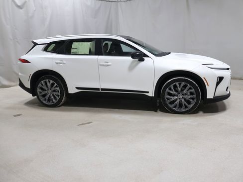 New 2026 Toyota Crown Signia w/ Advanced Technology Package image 8