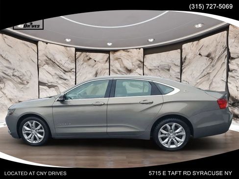 Used 2017 Chevrolet Impala LT FWD image 8