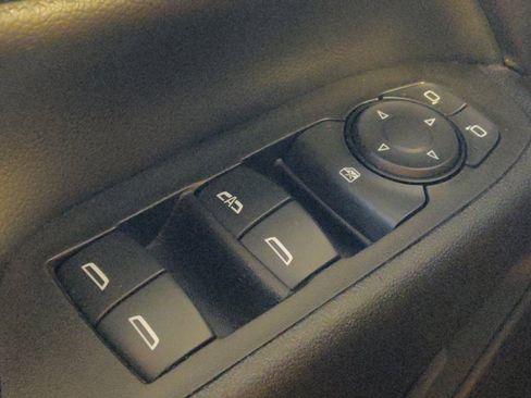 Used 2020 Chevrolet Equinox Premier FWD image 27