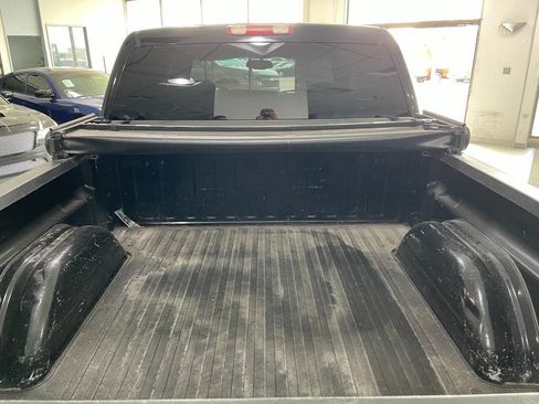 Used 2005 GMC Sierra 1500 SLE image 7