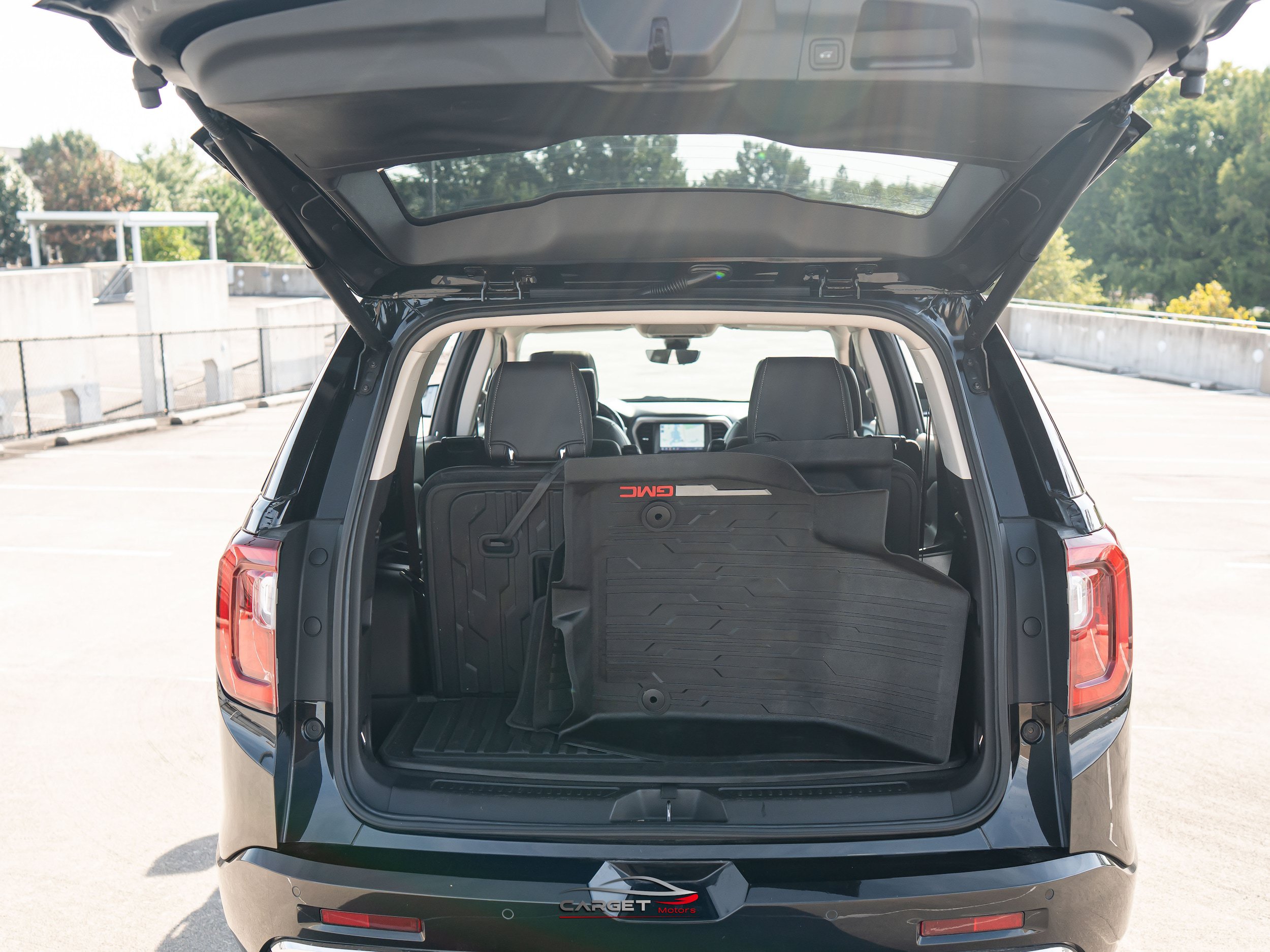 Used 2020 GMC Acadia Denali w/ Technology Package FWD image 51