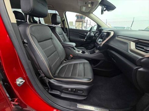 Used 2023 GMC Acadia Denali FWD image 11