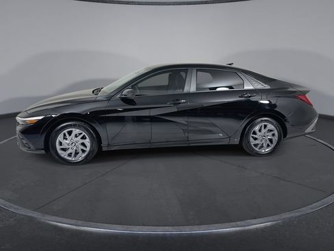 Certified 2025 Hyundai Elantra Hybrid FWD image 5