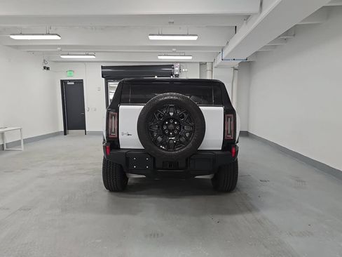 Used 2024 GMC Hummer EV 2X AWD/4WD image 29