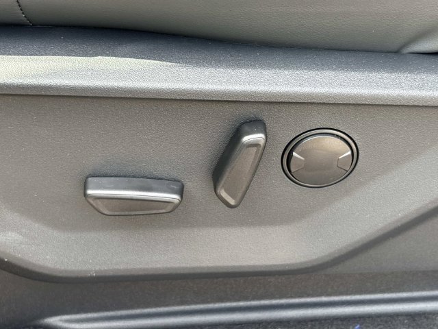 New 2026 Ford Expedition Active RWD image 23