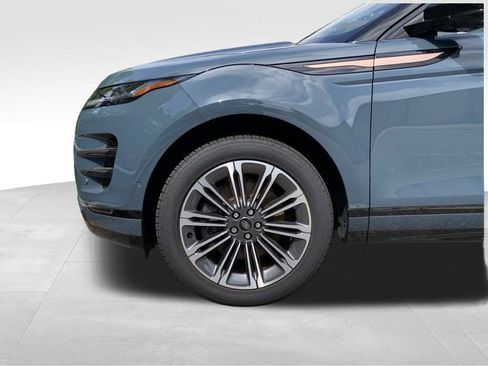 Certified 2024 Land Rover Range Rover Evoque Dynamic SE image 9