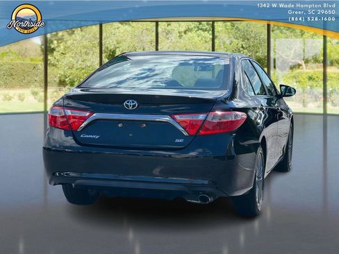 Used 2015 Toyota Camry SE FWD image 5