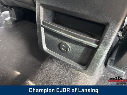 Used 2022 Ford Edge SEL image 19