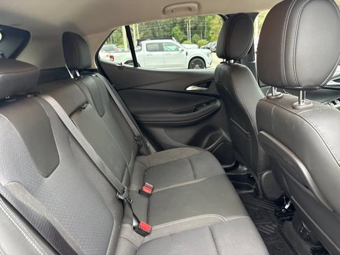 Used 2022 Buick Encore GX Select FWD image 28