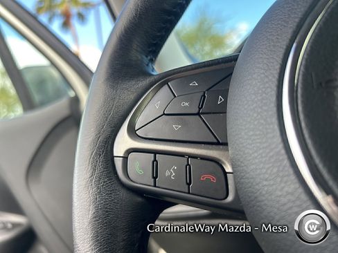 Used 2020 Jeep Renegade Limited image 22