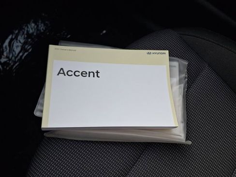 Used 2022 Hyundai Accent SEL image 26