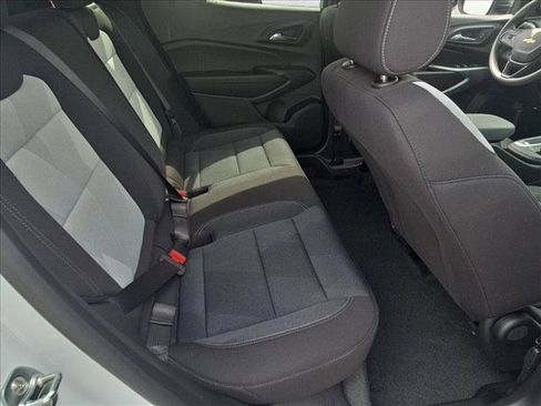 Certified 2025 Chevrolet Trax LS w/ Driver Confidence Package FWD image 18