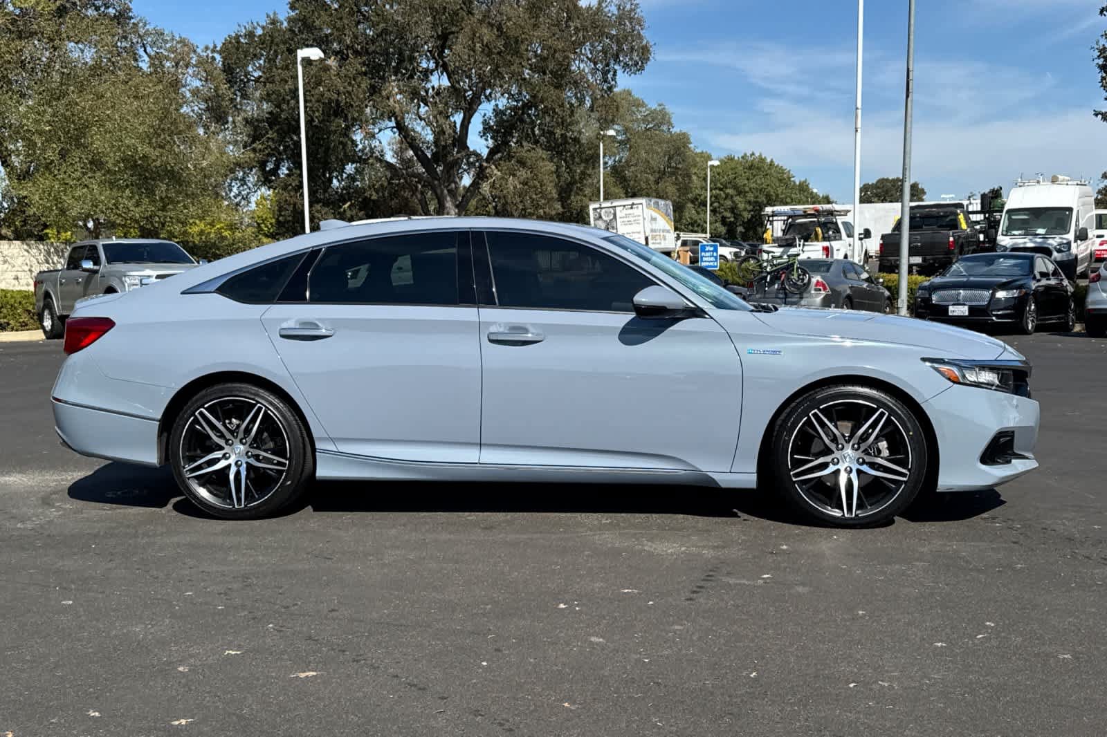 Used 2021 Honda Accord Touring image 8