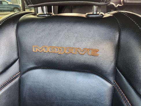 Used 2021 Jeep Gladiator Mojave image 19