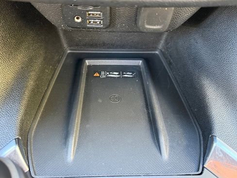 Used 2020 Chevrolet Traverse High Country image 34