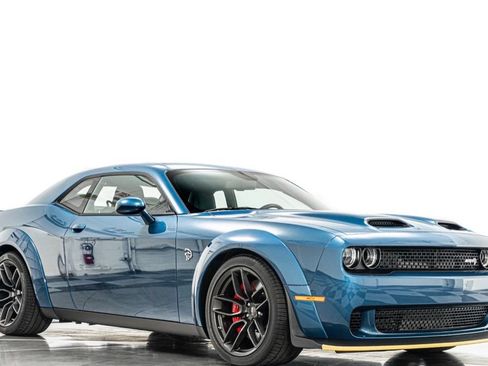 Used 2023 Dodge Challenger SRT Hellcat RWD image 1