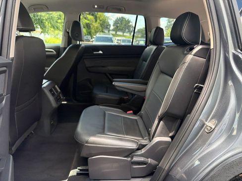 Used 2023 Volkswagen Atlas SE w/ Panoramic Sunroof Package AWD/4WD image 27