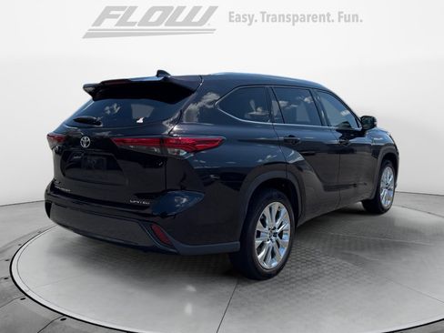 Used 2020 Toyota Highlander Limited FWD image 7