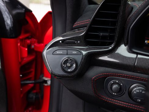 Used 2014 Ferrari 458 Speciale Coupe RWD image 48