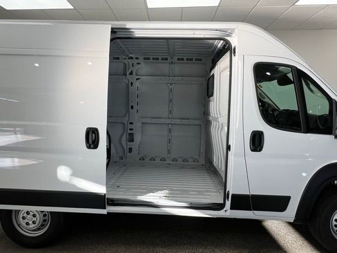 New 2026 RAM ProMaster 2500 w/ Storage Group image 7