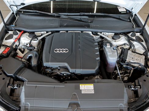Certified 2025 Audi A6 Premium Plus w/ Premium Plus Package AWD/4WD image 4