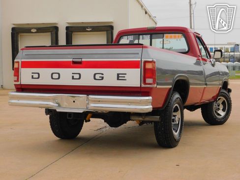 Used 1991 Dodge D/W Truck 250 image 23