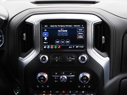 Used 2019 GMC Sierra 1500 SLT w/ SLT Premium Package AWD/4WD image 15