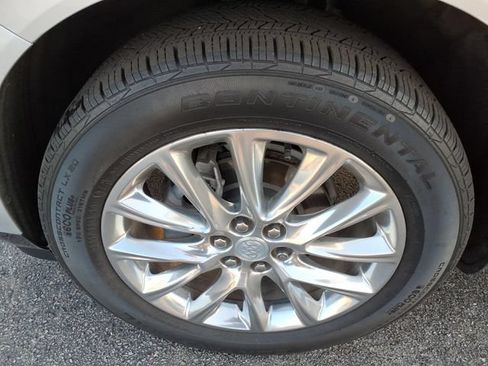 Certified 2021 Buick Enclave Essence w/ Sound and Sites Package AWD/4WD image 13