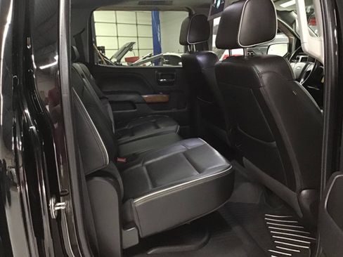 Used 2017 Chevrolet Silverado 1500 High Country AWD/4WD image 25