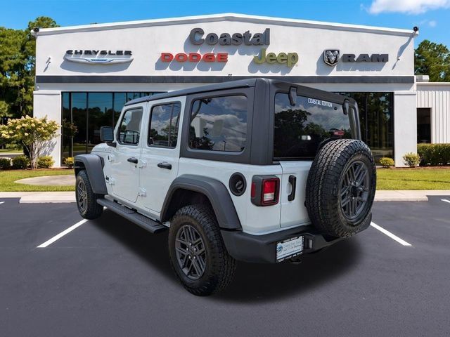 Used 2025 Jeep Wrangler Unlimited Sport AWD/4WD image 6