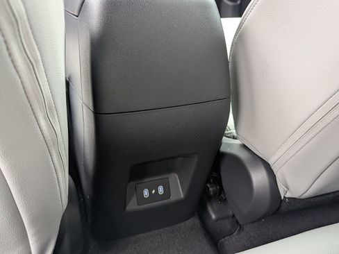 New 2026 Hyundai Santa Cruz SEL FWD image 16
