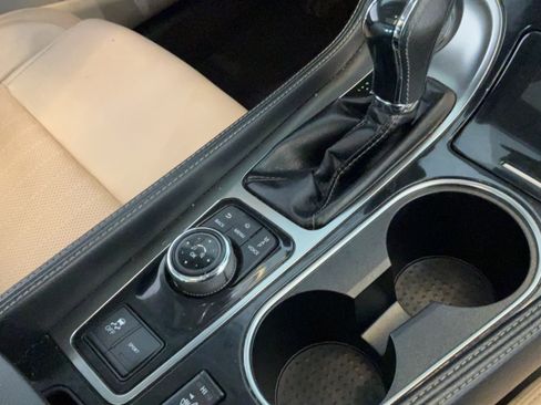 Used 2020 Nissan Maxima 3.5 SL w/ Floor Mat Group FWD image 39