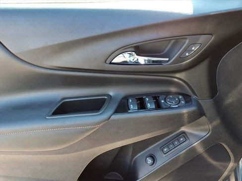 Certified 2024 Chevrolet Equinox Premier image 9