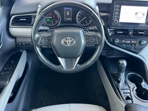 Used 2023 Toyota Camry SE FWD image 14