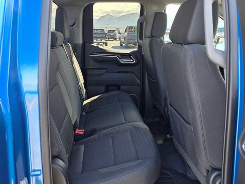 Used 2022 GMC Sierra 1500 Elevation w/ LPO, Elevation Black Package AWD/4WD image 12