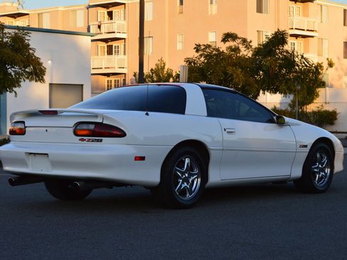 Used 1997 Chevrolet Camaro Z28 w/ Preferred Equipment Group 2 image 7