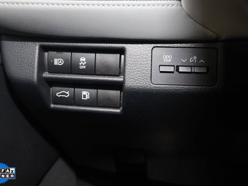 Used 2019 Toyota Avalon XLE image 27