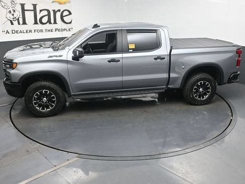 Used 2023 Chevrolet Silverado 1500 ZR2 AWD/4WD image 48