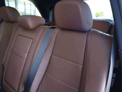 Certified 2025 Mercedes-Benz GLS 450 4MATIC image 17