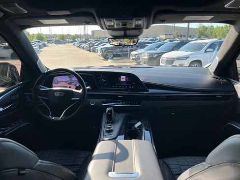 Used 2023 Cadillac Escalade V AWD/4WD image 23