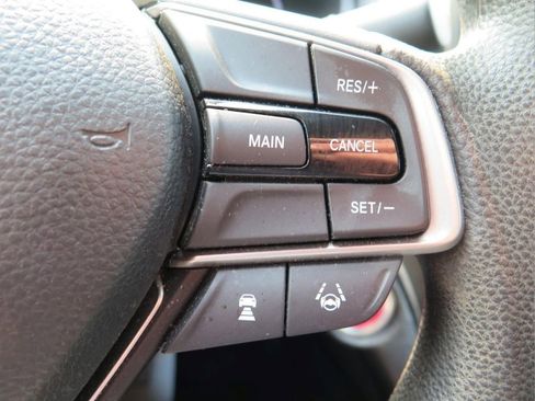 Used 2019 Honda Accord LX image 19