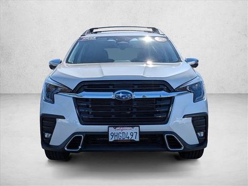 Used 2023 Subaru Ascent Touring AWD/4WD image 2