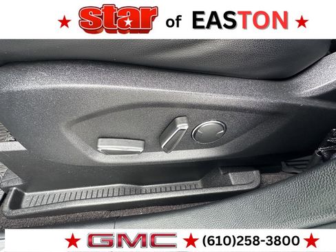 Used 2019 Ford Edge Titanium w/ Equipment Group 301A image 15