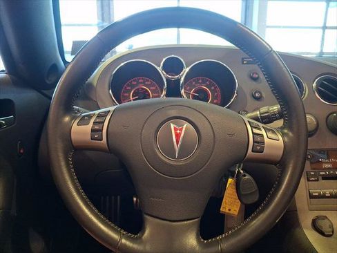 Used 2007 Pontiac Solstice GXP w/ Premium Package RWD image 18