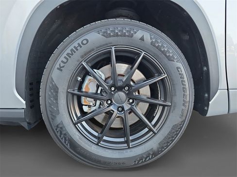 Used 2023 Toyota Highlander Platinum image 15