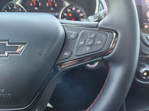 Used 2024 Chevrolet Equinox RS w/ RS Leather Package image 38